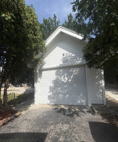 1609 Ethel, ROCKFORD, Illinois 61107, 3 Bedrooms Bedrooms, ,1 BathroomBathrooms,House,For Sale,Ethel,202604743