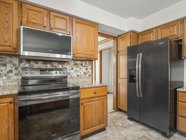 1301 Albany, ROCKFORD, Illinois 61107, 4 Bedrooms Bedrooms, ,2 BathroomsBathrooms,House,For Sale,Albany,202604745
