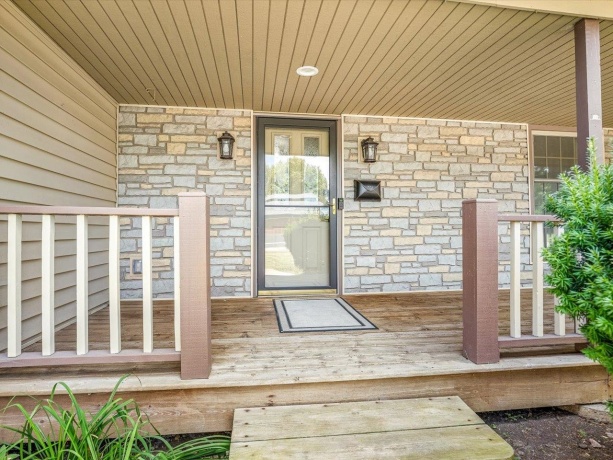 1301 Albany, ROCKFORD, Illinois 61107, 4 Bedrooms Bedrooms, ,2 BathroomsBathrooms,House,For Sale,Albany,202604745