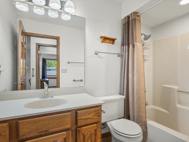 1301 Albany, ROCKFORD, Illinois 61107, 4 Bedrooms Bedrooms, ,2 BathroomsBathrooms,House,For Sale,Albany,202604745
