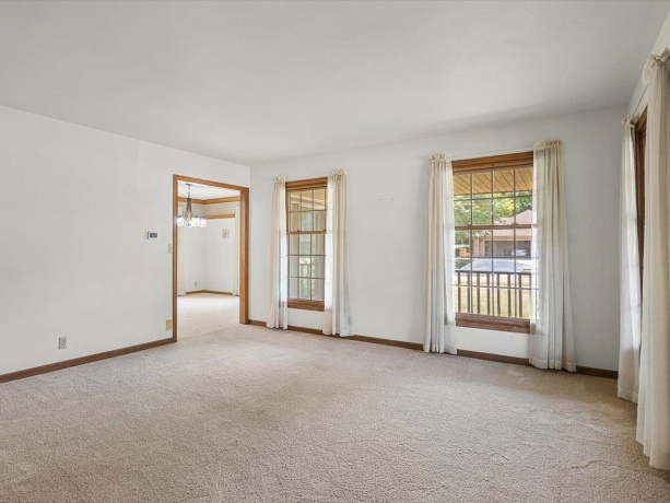 1301 Albany, ROCKFORD, Illinois 61107, 4 Bedrooms Bedrooms, ,2 BathroomsBathrooms,House,For Sale,Albany,202604745