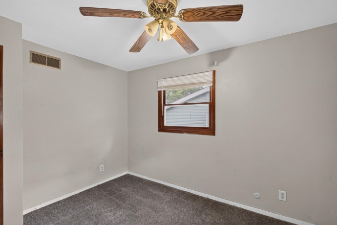 523 CHISHOLM, ROCKFORD, Illinois 61101, 3 Bedrooms Bedrooms, ,1 BathroomBathrooms,House,For Sale,CHISHOLM,202604746