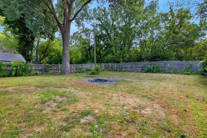 523 CHISHOLM, ROCKFORD, Illinois 61101, 3 Bedrooms Bedrooms, ,1 BathroomBathrooms,House,For Sale,CHISHOLM,202604746
