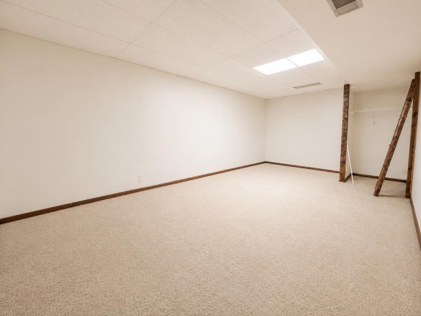 6615 Gate, ROSCOE, Illinois 61073, 3 Bedrooms Bedrooms, ,2 BathroomsBathrooms,House,For Sale,Gate,202604748