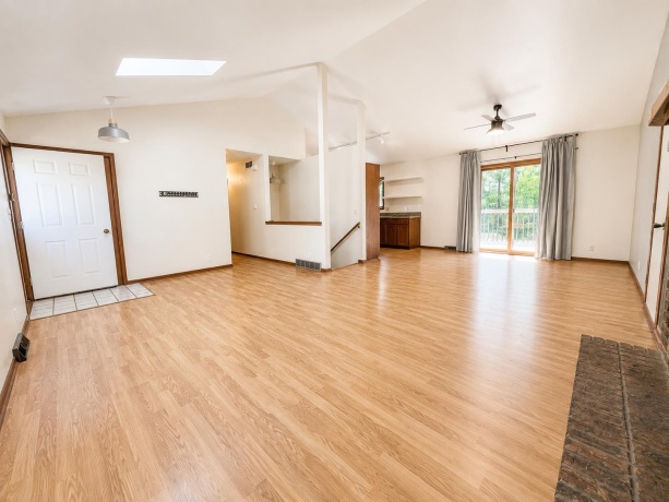 6615 Gate, ROSCOE, Illinois 61073, 3 Bedrooms Bedrooms, ,2 BathroomsBathrooms,House,For Sale,Gate,202604748