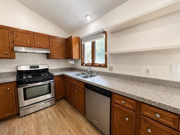 6615 Gate, ROSCOE, Illinois 61073, 3 Bedrooms Bedrooms, ,2 BathroomsBathrooms,House,For Sale,Gate,202604748