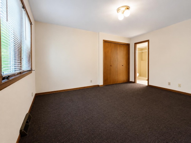 6615 Gate, ROSCOE, Illinois 61073, 3 Bedrooms Bedrooms, ,2 BathroomsBathrooms,House,For Sale,Gate,202604748