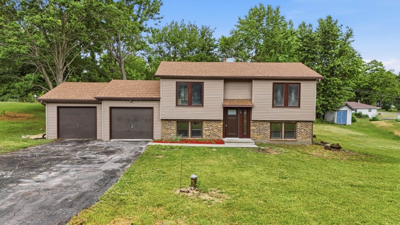 8320 Phyllis, ROCKFORD, Illinois 61108, 5 Bedrooms Bedrooms, ,2 BathroomsBathrooms,House,For Sale,Phyllis,202604749