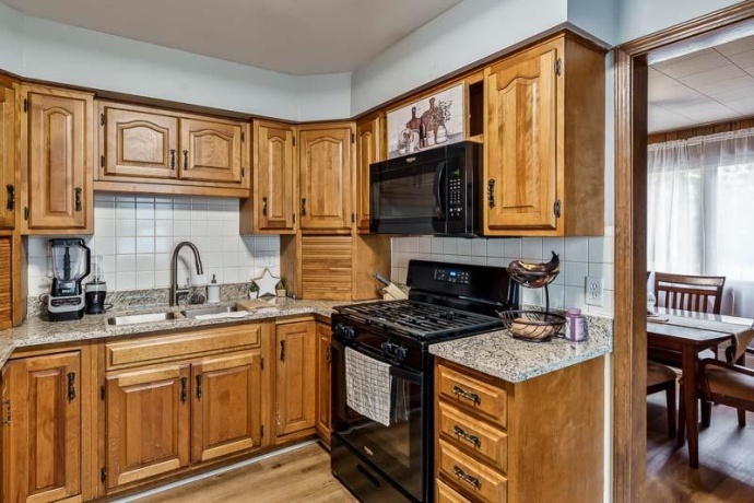 1904 Colorado, ROCKFORD, Illinois 61108, 4 Bedrooms Bedrooms, ,1 BathroomBathrooms,House,For Sale,Colorado,202604751
