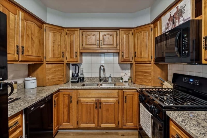 1904 Colorado, ROCKFORD, Illinois 61108, 4 Bedrooms Bedrooms, ,1 BathroomBathrooms,House,For Sale,Colorado,202604751