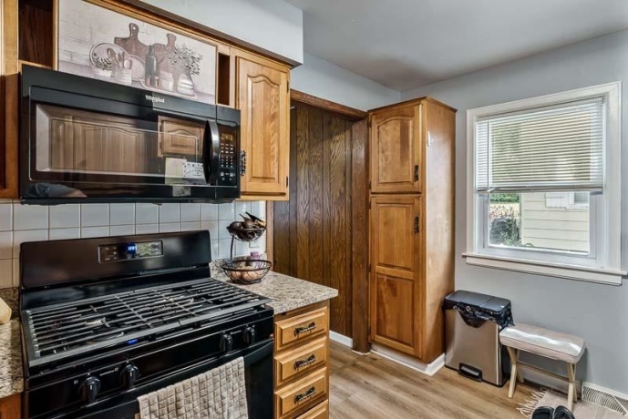 1904 Colorado, ROCKFORD, Illinois 61108, 4 Bedrooms Bedrooms, ,1 BathroomBathrooms,House,For Sale,Colorado,202604751