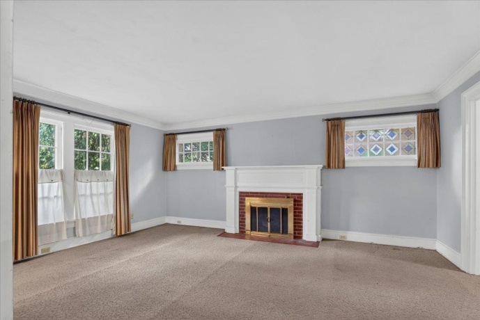 732 John, ROCKFORD, Illinois 61103, 5 Bedrooms Bedrooms, ,2 BathroomsBathrooms,House,For Sale,John,202604752