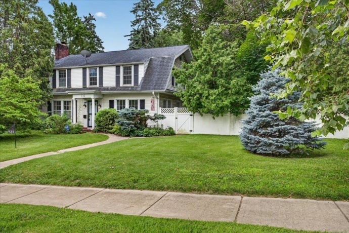 732 John, ROCKFORD, Illinois 61103, 5 Bedrooms Bedrooms, ,2 BathroomsBathrooms,House,For Sale,John,202604752