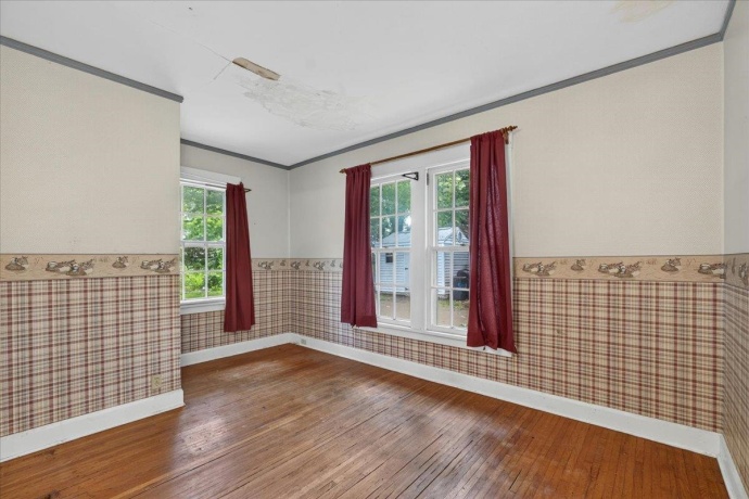 732 John, ROCKFORD, Illinois 61103, 5 Bedrooms Bedrooms, ,2 BathroomsBathrooms,House,For Sale,John,202604752