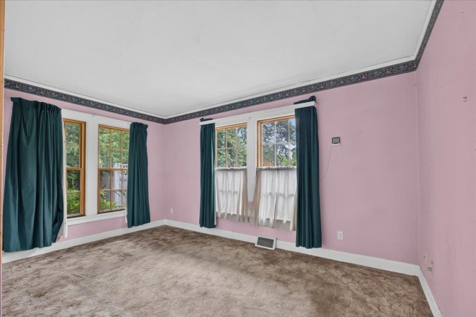 732 John, ROCKFORD, Illinois 61103, 5 Bedrooms Bedrooms, ,2 BathroomsBathrooms,House,For Sale,John,202604752