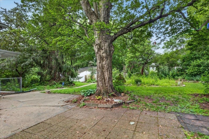 732 John, ROCKFORD, Illinois 61103, 5 Bedrooms Bedrooms, ,2 BathroomsBathrooms,House,For Sale,John,202604752