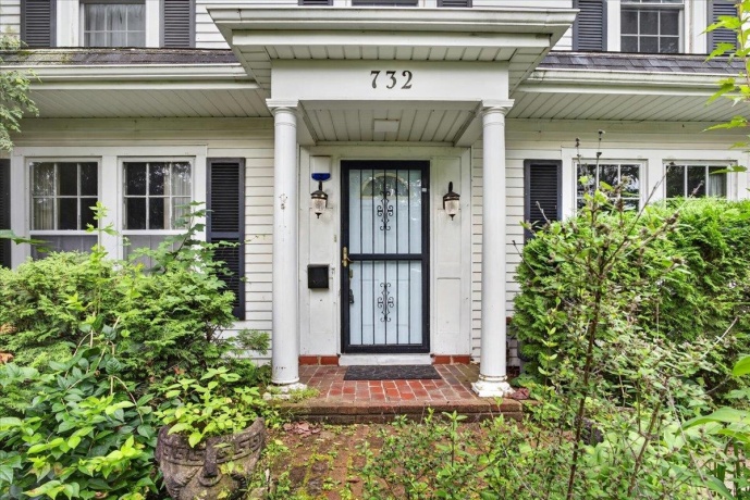 732 John, ROCKFORD, Illinois 61103, 5 Bedrooms Bedrooms, ,2 BathroomsBathrooms,House,For Sale,John,202604752