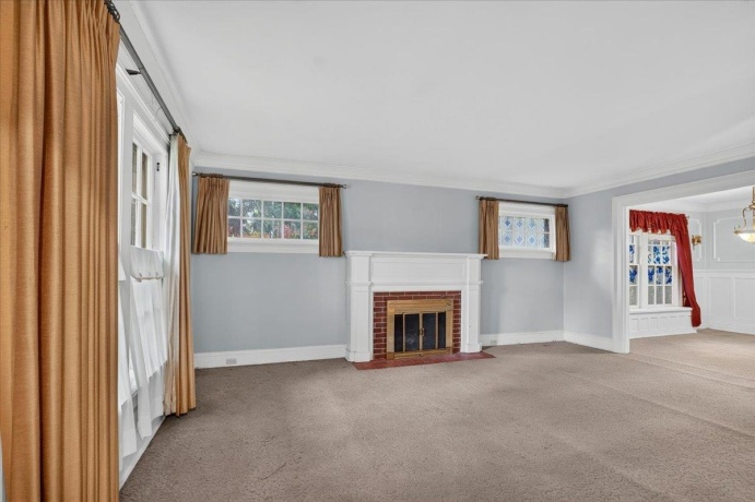 732 John, ROCKFORD, Illinois 61103, 5 Bedrooms Bedrooms, ,2 BathroomsBathrooms,House,For Sale,John,202604752