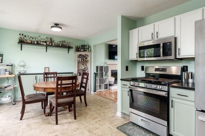 4002 Mila, ROCKFORD, Illinois 61109, 4 Bedrooms Bedrooms, ,2 BathroomsBathrooms,House,For Sale,Mila,202604754