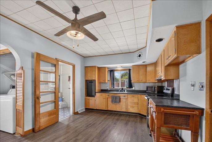 411 Main, LEAF RIVER, Illinois 61047, 2 Bedrooms Bedrooms, ,1 BathroomBathrooms,House,For Sale,Main,202604759