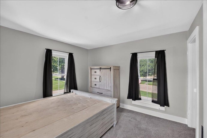 411 Main, LEAF RIVER, Illinois 61047, 2 Bedrooms Bedrooms, ,1 BathroomBathrooms,House,For Sale,Main,202604759
