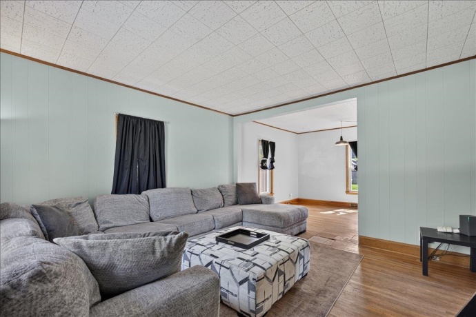 411 Main, LEAF RIVER, Illinois 61047, 2 Bedrooms Bedrooms, ,1 BathroomBathrooms,House,For Sale,Main,202604759