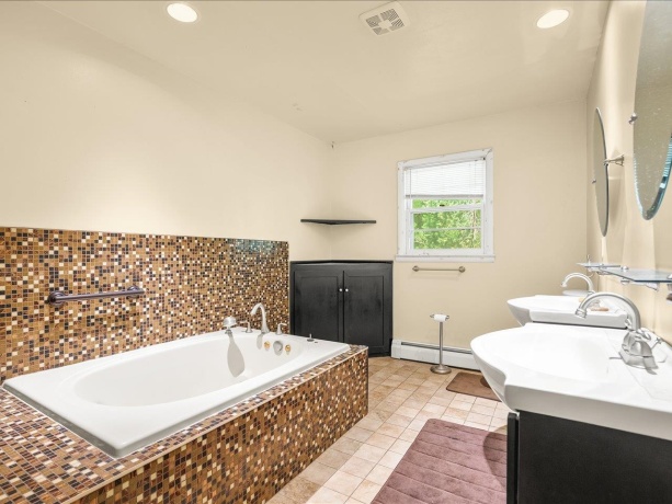 2519 Highcrest, ROCKFORD, Illinois 61107, 4 Bedrooms Bedrooms, ,1 BathroomBathrooms,House,For Sale,Highcrest,202604760