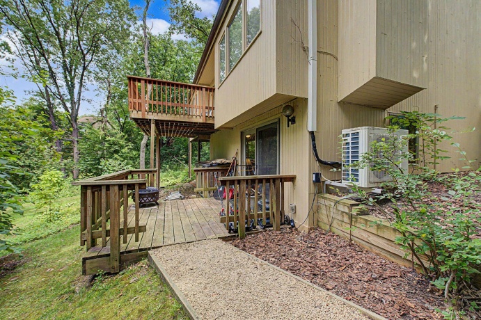16 Pinehurst, GALENA, Illinois 61036, 3 Bedrooms Bedrooms, ,3 BathroomsBathrooms,House,For Sale,Pinehurst,202604761