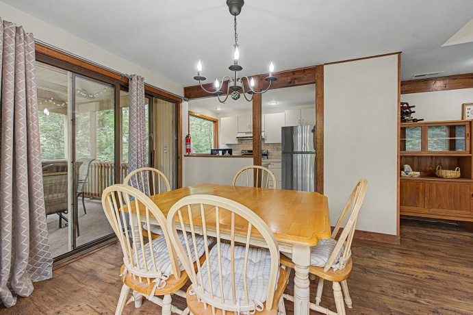 16 Pinehurst, GALENA, Illinois 61036, 3 Bedrooms Bedrooms, ,3 BathroomsBathrooms,House,For Sale,Pinehurst,202604761