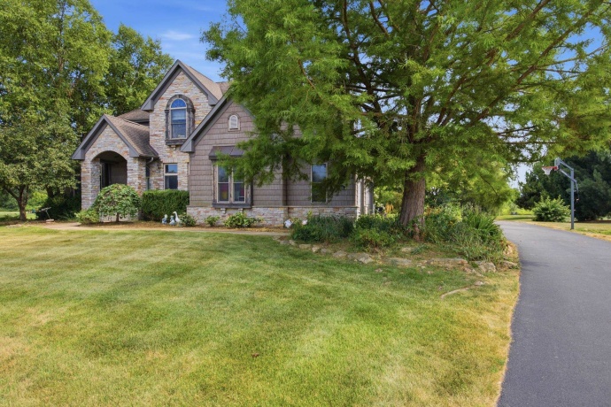 3349 Carbineer Drive, BELVIDERE, Illinois 61008, 4 Bedrooms Bedrooms, ,2 BathroomsBathrooms,House,For Sale,Carbineer Drive,202604762