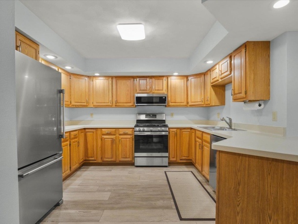 6125 Carriage Green, ROCKFORD, Illinois 61108, 3 Bedrooms Bedrooms, ,2 BathroomsBathrooms,Condominium,For Sale,Carriage Green,202604764