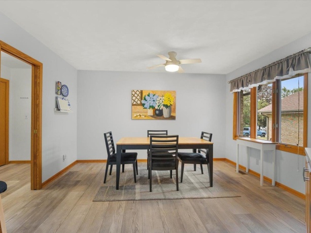 6125 Carriage Green, ROCKFORD, Illinois 61108, 3 Bedrooms Bedrooms, ,2 BathroomsBathrooms,Condominium,For Sale,Carriage Green,202604764