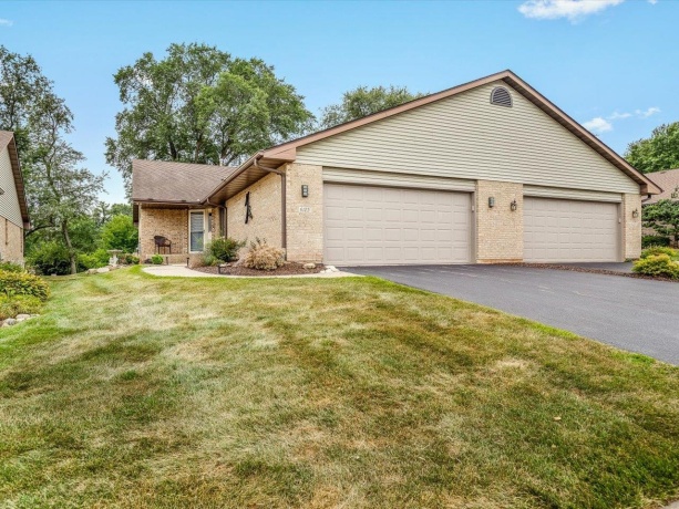 6125 Carriage Green, ROCKFORD, Illinois 61108, 3 Bedrooms Bedrooms, ,2 BathroomsBathrooms,Condominium,For Sale,Carriage Green,202604764