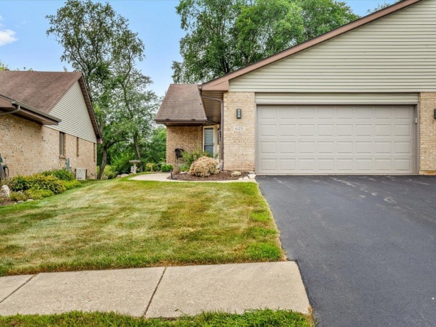 6125 Carriage Green, ROCKFORD, Illinois 61108, 3 Bedrooms Bedrooms, ,2 BathroomsBathrooms,Condominium,For Sale,Carriage Green,202604764