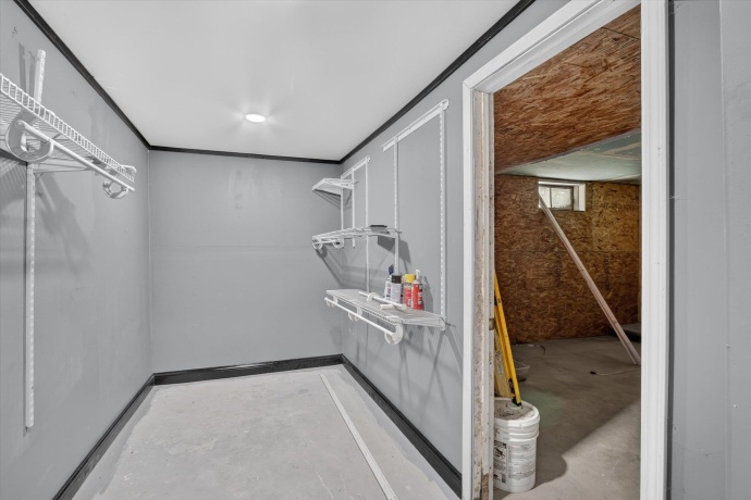 2427 Windsor, LOVES PARK, Illinois 61111, 3 Bedrooms Bedrooms, ,2 BathroomsBathrooms,House,For Sale,Windsor,202604470