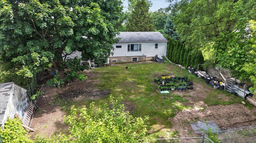2427 Windsor, LOVES PARK, Illinois 61111, 3 Bedrooms Bedrooms, ,2 BathroomsBathrooms,House,For Sale,Windsor,202604470