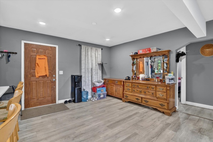 2427 Windsor, LOVES PARK, Illinois 61111, 3 Bedrooms Bedrooms, ,2 BathroomsBathrooms,House,For Sale,Windsor,202604470