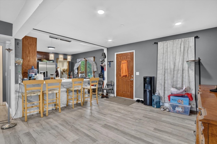 2427 Windsor, LOVES PARK, Illinois 61111, 3 Bedrooms Bedrooms, ,2 BathroomsBathrooms,House,For Sale,Windsor,202604470