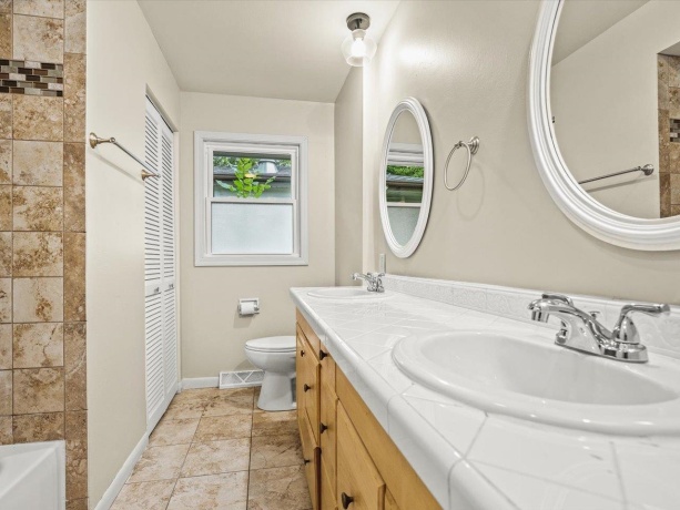 4659 Brougham, ROCKFORD, Illinois 61114, 3 Bedrooms Bedrooms, ,2 BathroomsBathrooms,House,For Sale,Brougham,202604766