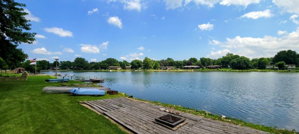 2315 Mallard Dr, FREEPORT, Illinois 61032, 3 Bedrooms Bedrooms, ,3 BathroomsBathrooms,House,For Sale,Mallard Dr,202603851
