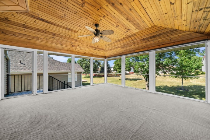 12138 Paisley, LOVES PARK, Illinois 61111, 3 Bedrooms Bedrooms, ,2 BathroomsBathrooms,House,For Sale,Paisley,202604768