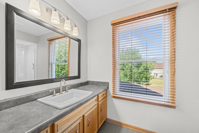 12138 Paisley, LOVES PARK, Illinois 61111, 3 Bedrooms Bedrooms, ,2 BathroomsBathrooms,House,For Sale,Paisley,202604768