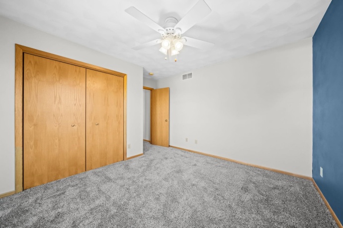 12138 Paisley, LOVES PARK, Illinois 61111, 3 Bedrooms Bedrooms, ,2 BathroomsBathrooms,House,For Sale,Paisley,202604768