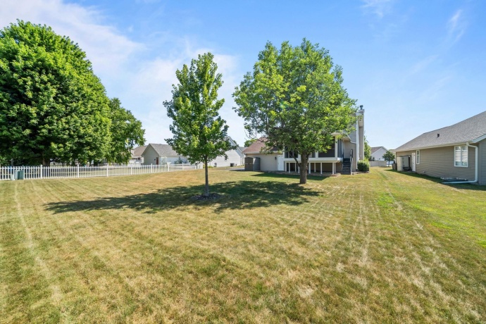 12138 Paisley, LOVES PARK, Illinois 61111, 3 Bedrooms Bedrooms, ,2 BathroomsBathrooms,House,For Sale,Paisley,202604768