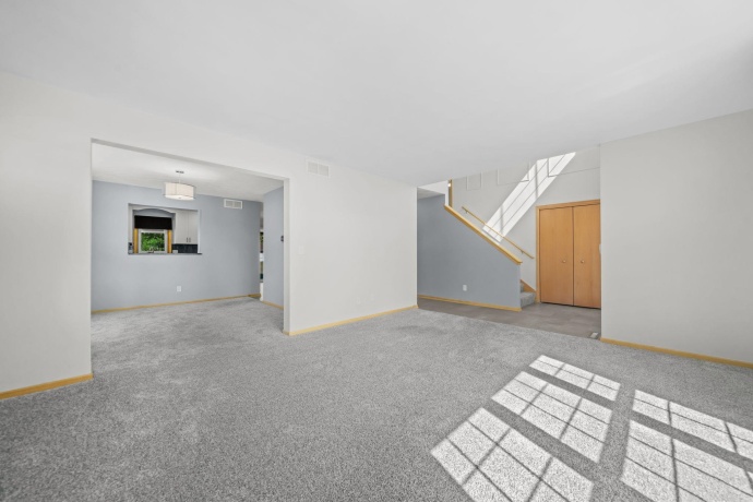 12138 Paisley, LOVES PARK, Illinois 61111, 3 Bedrooms Bedrooms, ,2 BathroomsBathrooms,House,For Sale,Paisley,202604768
