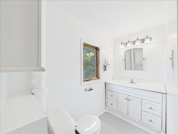 2335 Burton, ROCKFORD, Illinois 61103, 2 Bedrooms Bedrooms, ,1 BathroomBathrooms,House,For Sale,Burton,202604770