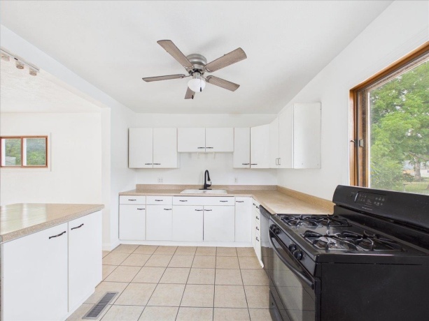 2335 Burton, ROCKFORD, Illinois 61103, 2 Bedrooms Bedrooms, ,1 BathroomBathrooms,House,For Sale,Burton,202604770