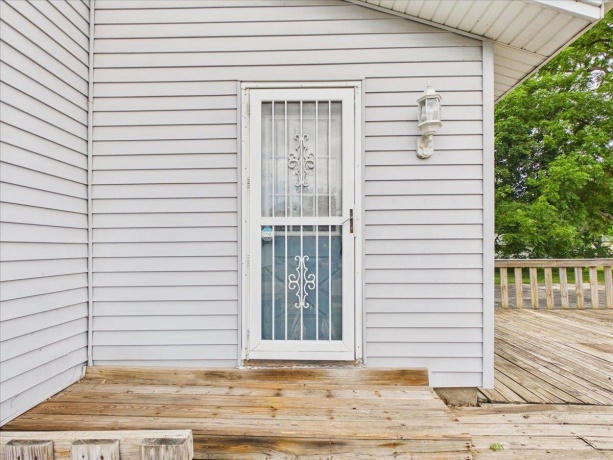 2335 Burton, ROCKFORD, Illinois 61103, 2 Bedrooms Bedrooms, ,1 BathroomBathrooms,House,For Sale,Burton,202604770
