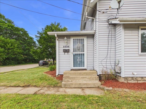 2335 Burton, ROCKFORD, Illinois 61103, 2 Bedrooms Bedrooms, ,1 BathroomBathrooms,House,For Sale,Burton,202604770