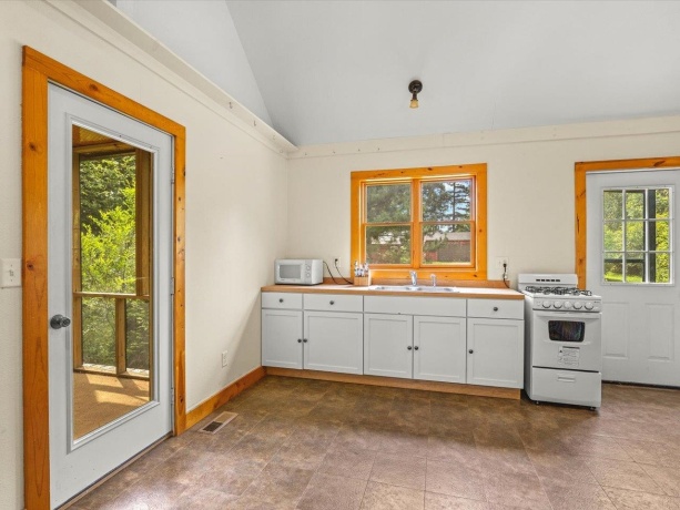 3634 mill, CHERRY VALLEY, Illinois 61016, 3 Bedrooms Bedrooms, ,2 BathroomsBathrooms,House,For Sale,mill,202604771